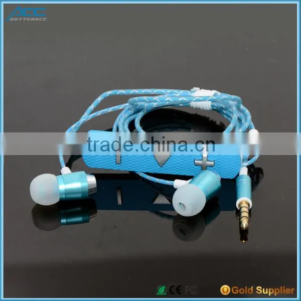 Blue Color Smartphone Metal Earphones With Microphone and Volume Remote photo-6