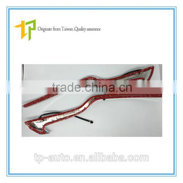 China High Quality Headlight Eyebrow/ Car Head Lamp Eyebrow for Focu s photo-2