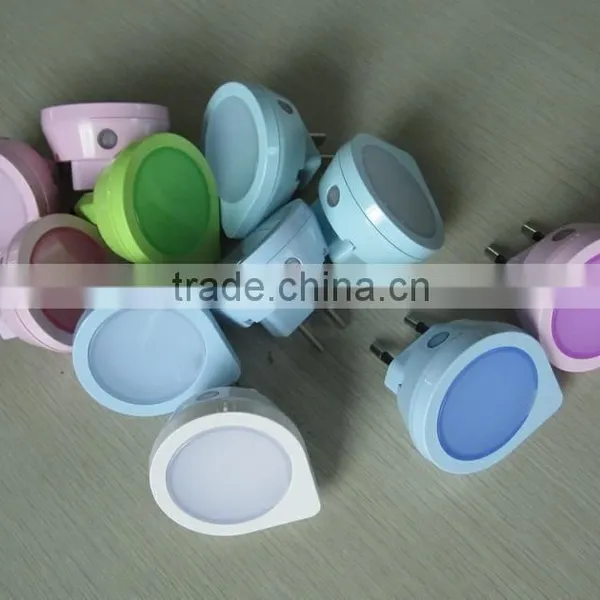 Auto Yellow White LED Light Sensor Control Bedroom Night Lights Bed Lamp photo-4