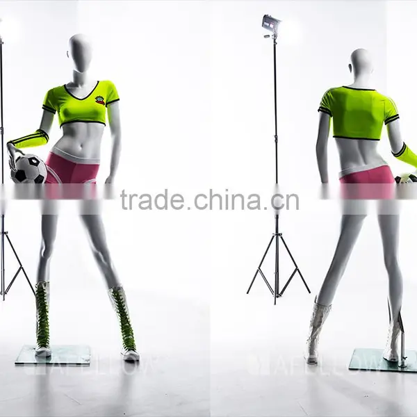 Playing Football Women Mannequin FTF2-EG photo-3