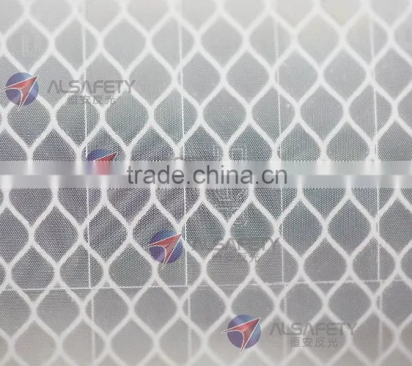 Save 40% Certificated AEP700 -- Engineering Grade Prismatic Reflective Sheet From China Factory