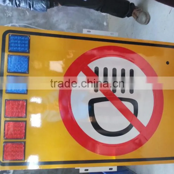 Top Quality Solar Powder Road Signs photo-3