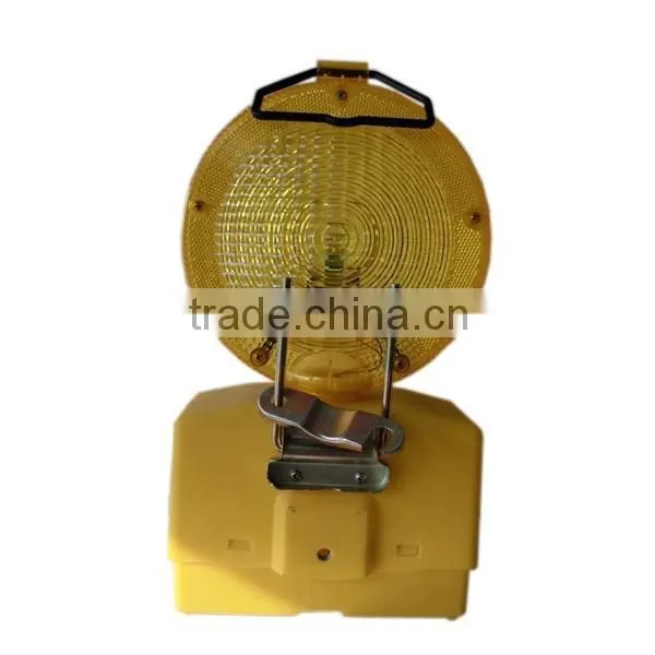 Flashing Safety Road Light With Dry Battery photo-3