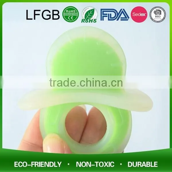 Hot Selling Food Grade High Quality Silicone Baby Toothbrush Teether photo-3