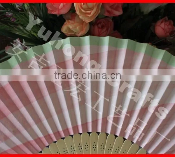 China Traditional Elegant Paper Folding Hand Fan photo-2