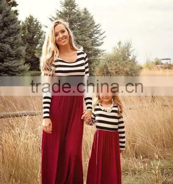 2017 On Sale Summer Fashion Outfits Mother and Daughters Dresses Matching Family Clothing Sets photo-4
