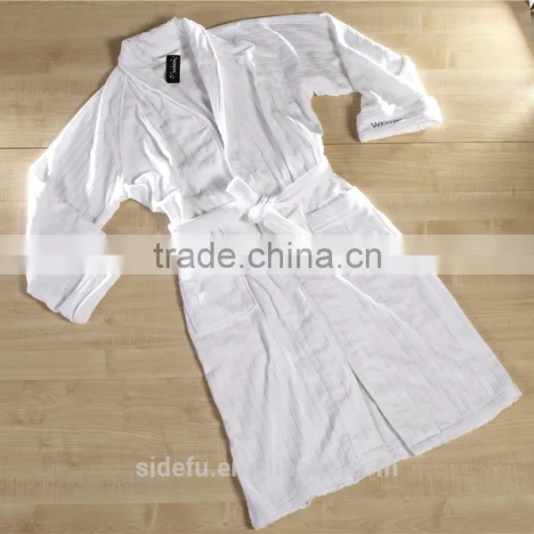 Customized White Shawl Collar Luxury Star Hotel Stripe Velour Bathrobe photo-2