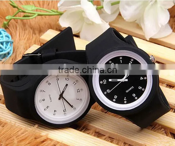 Attactive Whole Luminous Silicone Jelly Watches Top Sale Interchangeable Strap Watch photo-4