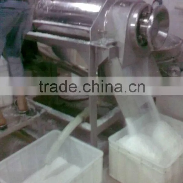 Coconut Juicing Machine