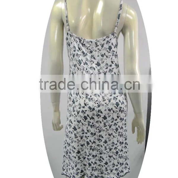 Sexy and Delicate Sleeveless Nightgown With Pattern photo-3