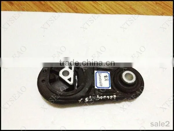 Rubber Engine Mount RENAULT 8200042454