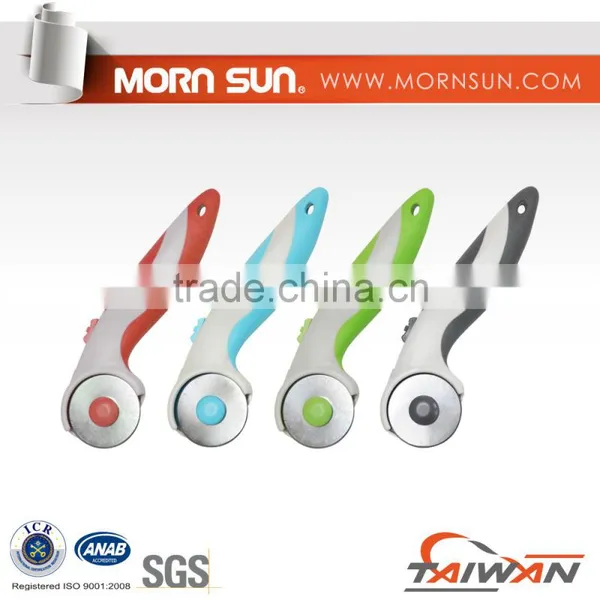 Taiwan 45mm Safety Lock Soft Grip Leather Cutter Rotary Cutter