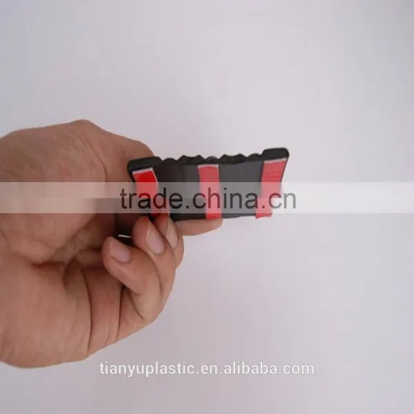 Extrusion Magnetic Plastic Strip photo-5