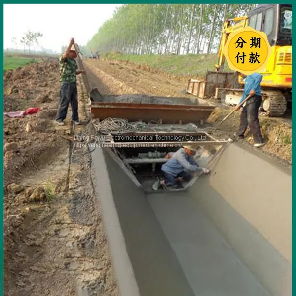 Canal lining machine pouring molding machine hydraulic self-propelled canal machine farmland irrigation ditch machine