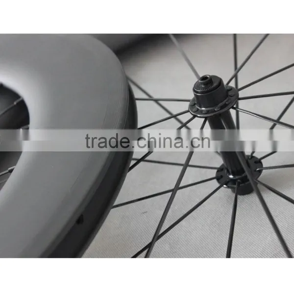 Carbon Clincher Wheelset Road Bicycle Wheel Racing Wheelset 86c With New R13/Novatec Hub photo-5