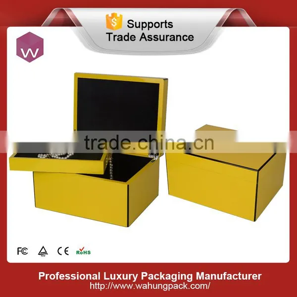 Chinese Luxury Black Glossy Painting Large Storage Box photo-6