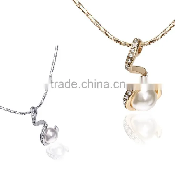 Fashion 18k Austrian Crystal Gold Plated Pearl Necklace For Women Supplier's Choice