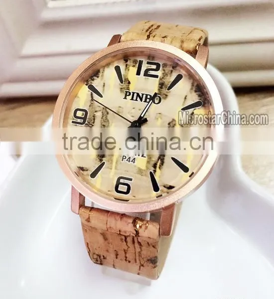 2016 New Fashion Different Color Spot Wooden Wrist Watch photo-4