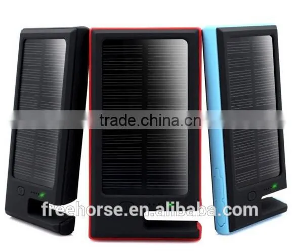 Waterproof IP68 Solar Cellphone Charger 10000mah Portable Solar Power Bank With Dual USB photo-3