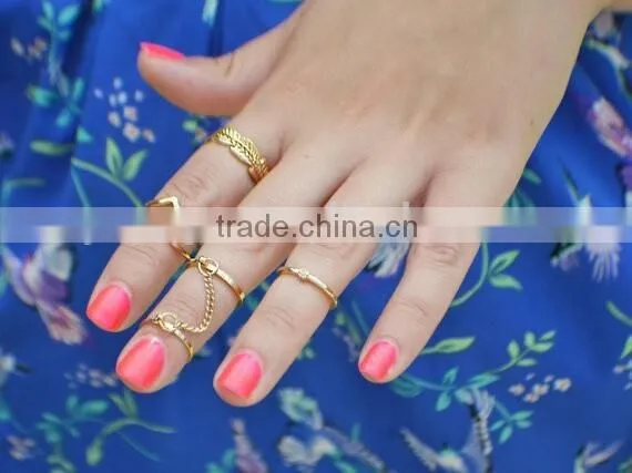 Hotsale New Design Ladies Gold Four Finger Ring photo-5