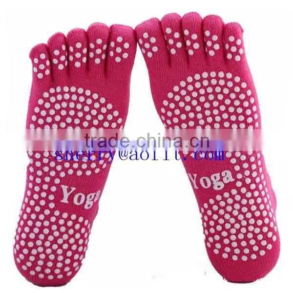 Wholesale Yoga Toe Non-skid Socks photo-3