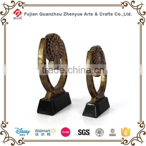 2015 Cheapest Polyresin Sports Trophy Cup photo-2