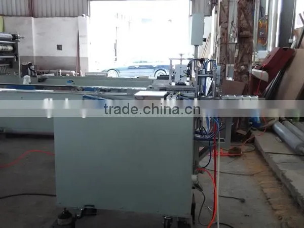 High Speed Handkerchief Tissue Multi Bags Packaging Machine photo-2