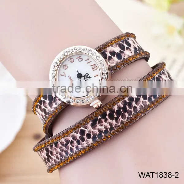 Fashion Women Fish Scale Wristwatch Leather Cord Bracelet Wrist Watch photo-2