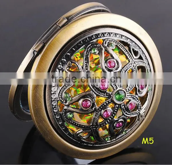Guangzhou Promotional Cosmetic Compact Mirror,vintage Style Pocket Compact Mirror&retrostyle Makeup Mirror photo-3