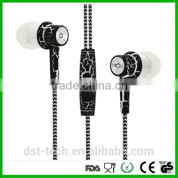 Top 50 Sport Metal Crack Earphone With Mic Earbuds photo-5