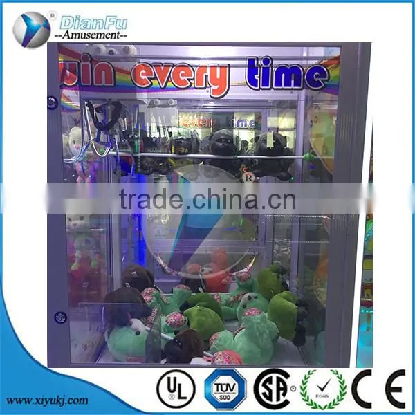 Operated Claw Toy Crane Operated Claw Toy Crane Crane Claw Machine Prizing Prize Game Machine for Sale photo-2