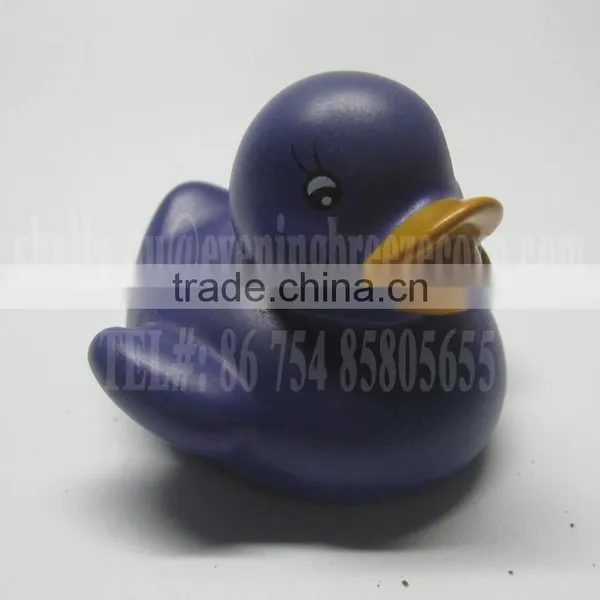 8cm Promotional Purple Plastic Duck , Floating Purple Vinyl Duck, Purple Duck Bath Toy photo-2