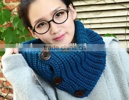 Wholesale Fashion Popular Button Lady Knitted Scarf photo-5