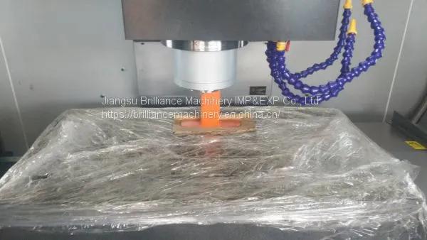 Taiwan TIEZHENG FB-850 Vertical Machining Center photo-4