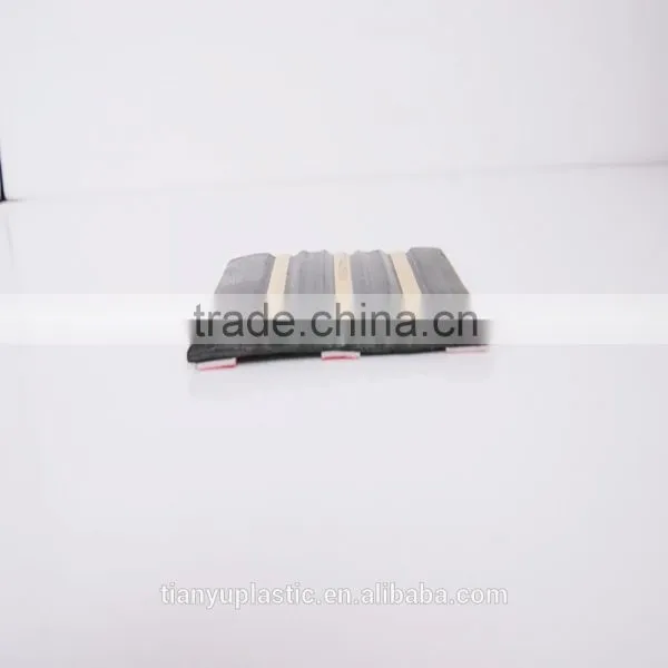 Extrusion Magnetic Plastic Strip photo-3