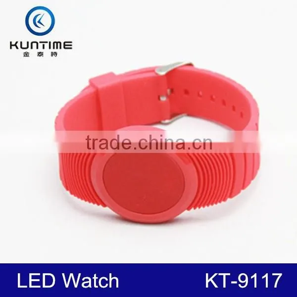 Hot Sale Touch Screen Digital Silicone Watch for Children photo-4