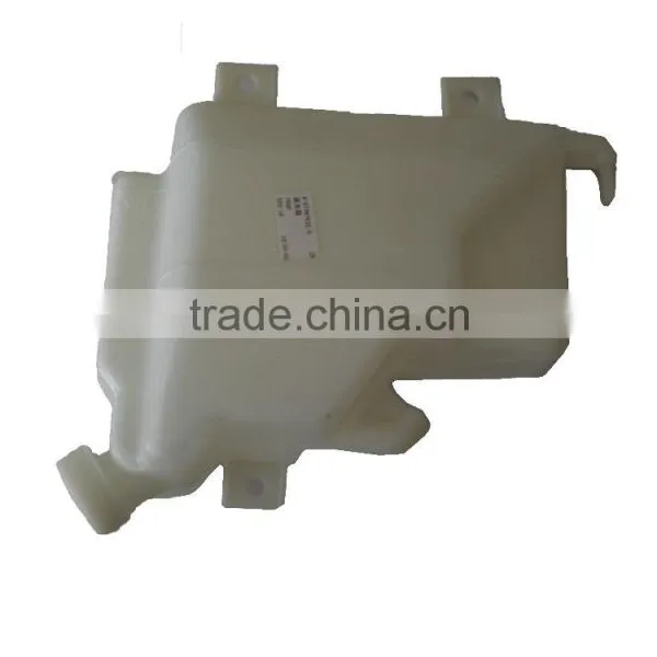 Truck Reservoir Tank QINGLING 700P Car Expansion Tank Truck Coolant Auxiliary Radiator Light Truck Auto Parts photo-3