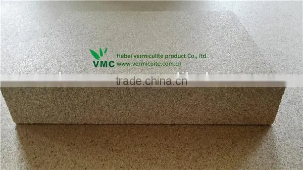 Lightweight Refractory Material Fire Brick Vermiculite Board for Furnace photo-2