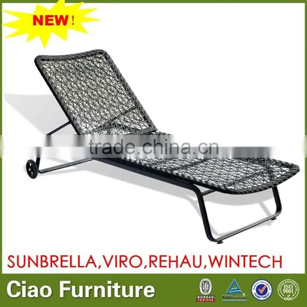 Flower Weaving Moulded Sun Lounger/ Outdoor Rattan Bed Lounger photo-4