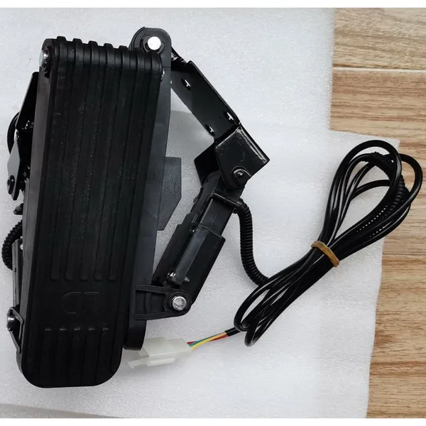 Accelerator Pedal for FLAND EL45 Electric Wheel Loader photo-4