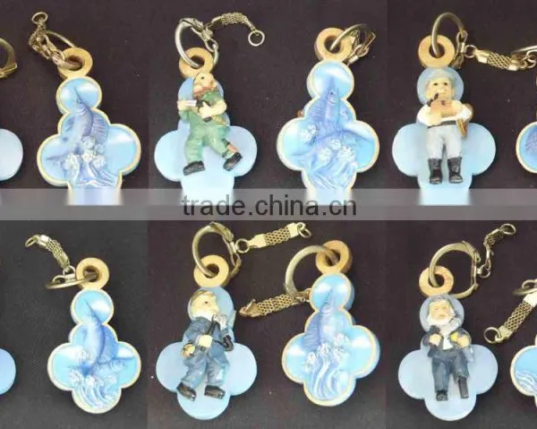 Hot Sale Gift Resin Beautiful Custom Souvenir Keyring With Metal photo-3