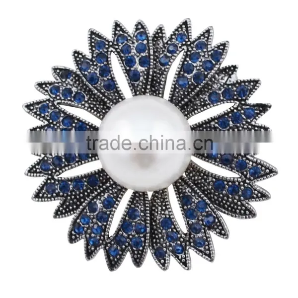 Europe and the United States Fashion Alloy Big Pearl Brooch Blace Charming Jewelry photo-2