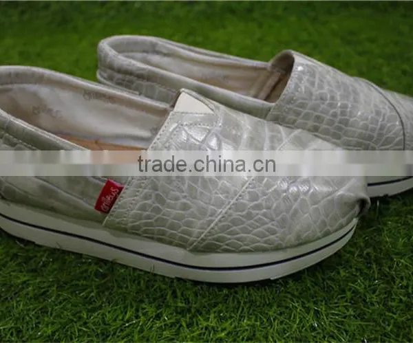 The Crocodile Gray Lady PU Casual Shoes photo-3