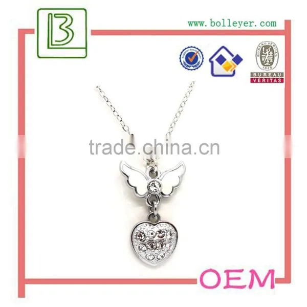 Unique Jewelry Design Wing And Heart Necklace With Diamonds photo-6