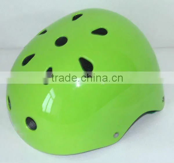 New Design Different Size Skateboard Helmet