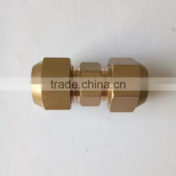 Best Quality Equal Coupling PEX-AL-PEX Pipe Fitting Compression Coupling photo-4