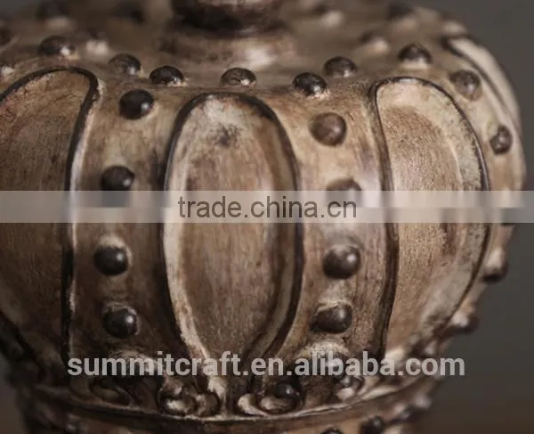 Crown Decoration Resin Vintage Crown Figurines photo-5