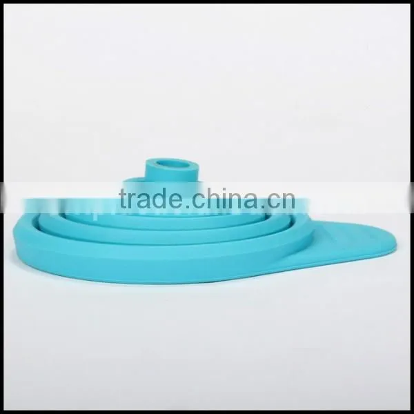 Convenient Portable Silicone Foldable Funnel Wholesale/Candy Color Silicone Folding Hopper for Sale photo-2