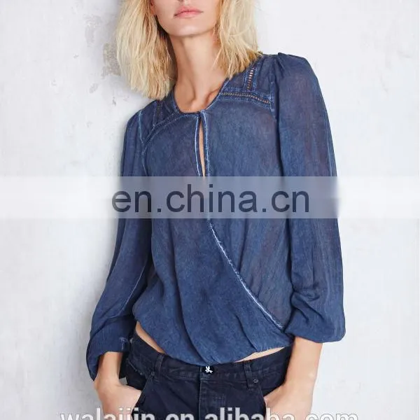 Lace Trimed Long Sleeve Woman Surplice Woven Top photo-3