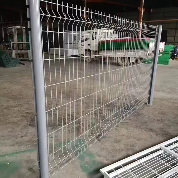 Hot-Dip Galvanized 3D Curved Fence 3.0m Span for Highway Barriers photo-5